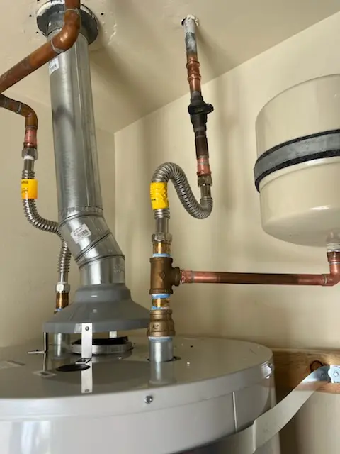 Water heater installation and plumbing repair in Washington Mills